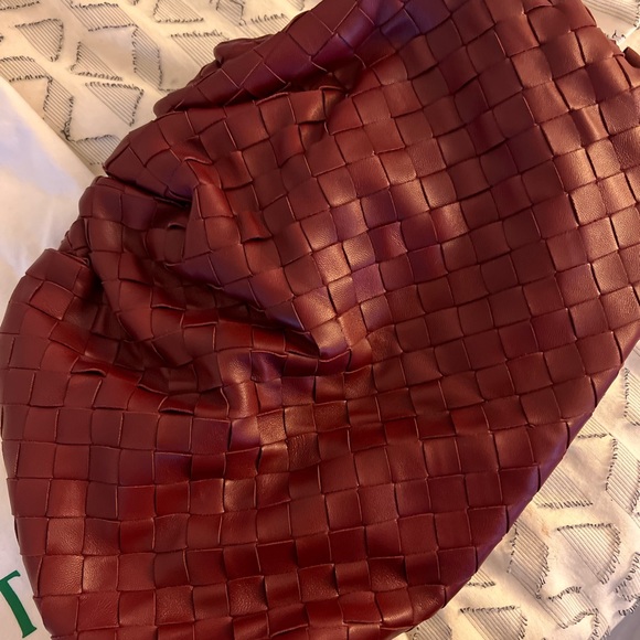 Bottega Veneta Intrecciato The Pouch Clutch - Picture 3 of 6